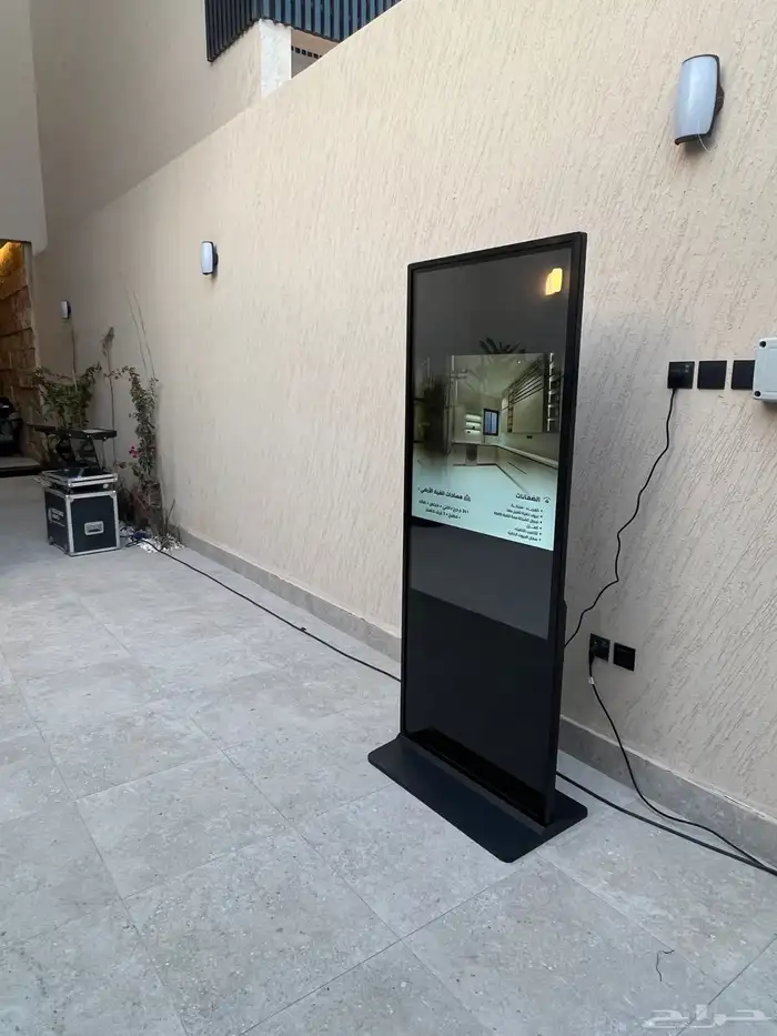 شاشات طوليه وعرضيه للايجار وللبيع 5