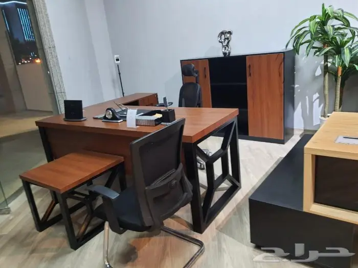مكاتب مدير و موظفين 10