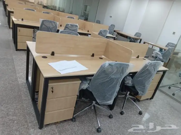 وحدات عمل WORK STATIONS 18
