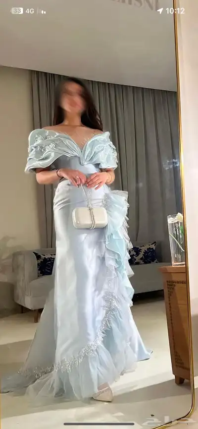 جديد لبسته حق 4ساعات ابغى فيه 700 0