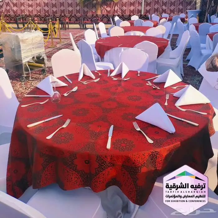 كراسي وطاولات للايجار 3