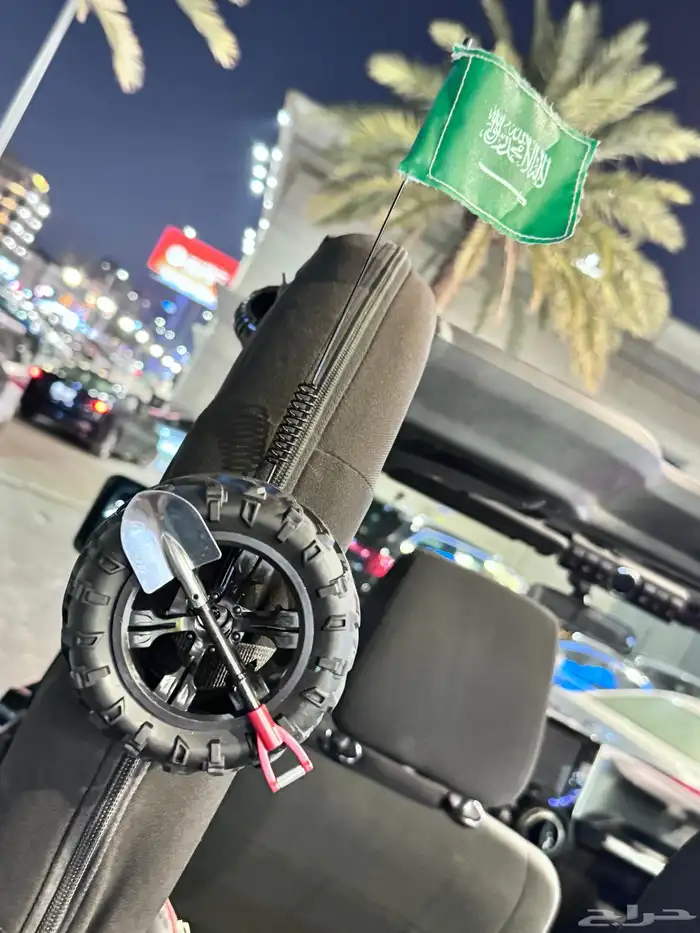 كفر زينة سيارات اركب جيب نيسان برول أف جي حمر أي سيارة4x4 4 2