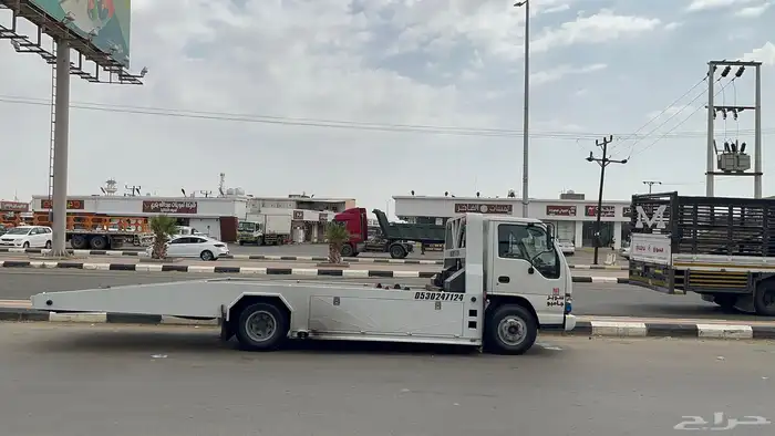 سطحه لنقل السيارات 0