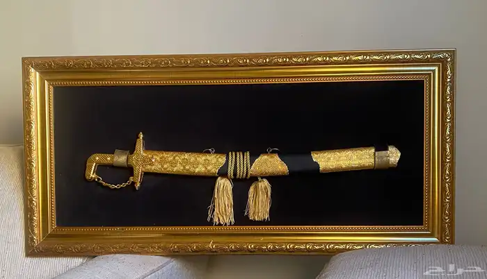 لوحة تراثية فاخرة مجسم سيف 3