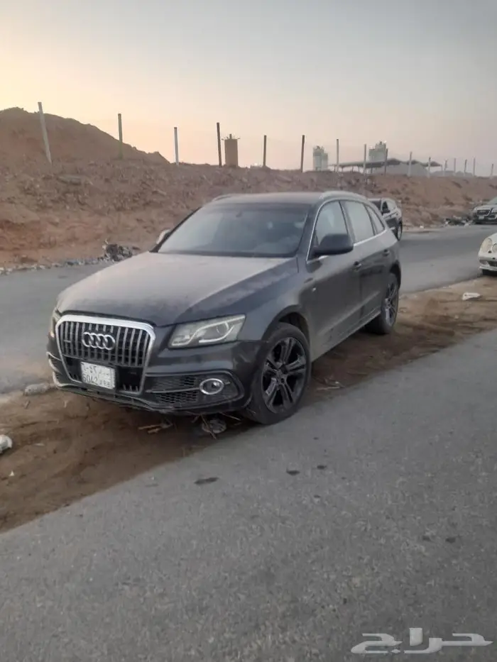 اودي كيو 5 قطع غيار 0