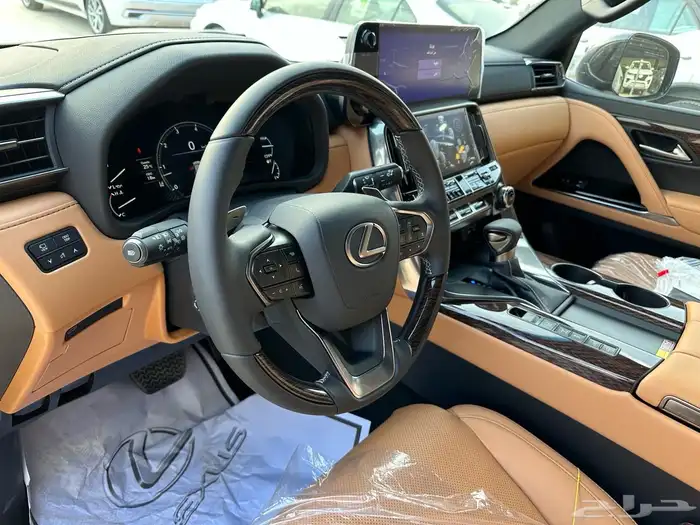 لكزس BB 2025LX600 6