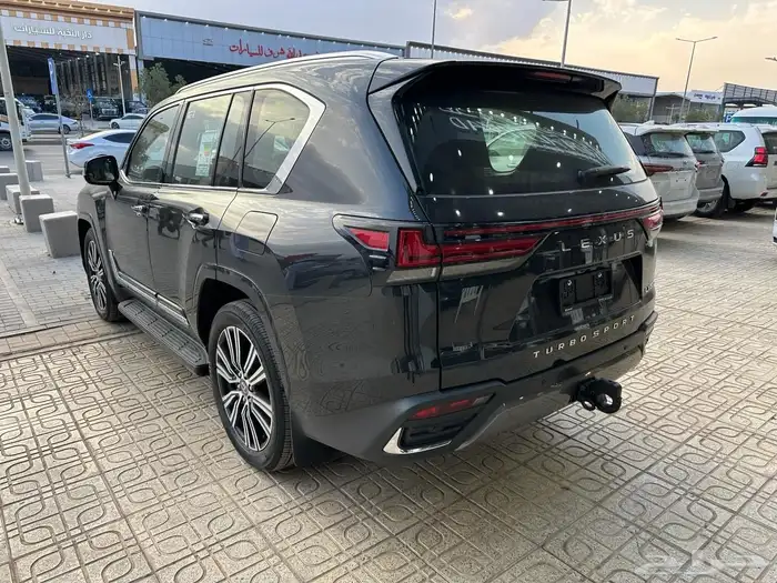 لكزس BB 2025LX600 3