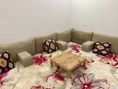 جلسة ارضية مع سجادة 1