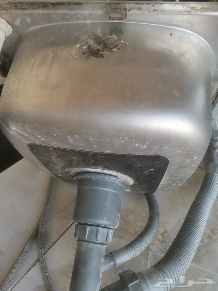 اغراض متفرقه من كرسي ومغاسل والمنيوم وموقد نظيفة للبيع 6