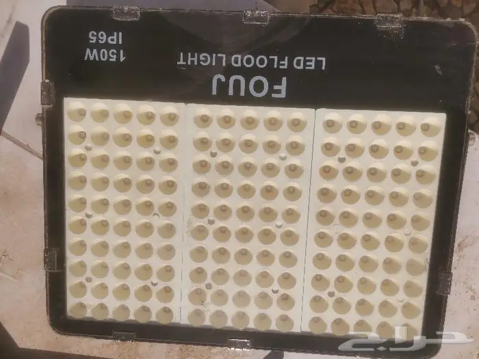 اغراض متفرقه من كرسي ومغاسل والمنيوم وموقد نظيفة للبيع 3