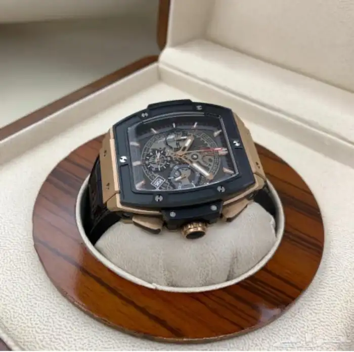 افخم الساعات العالميه 12