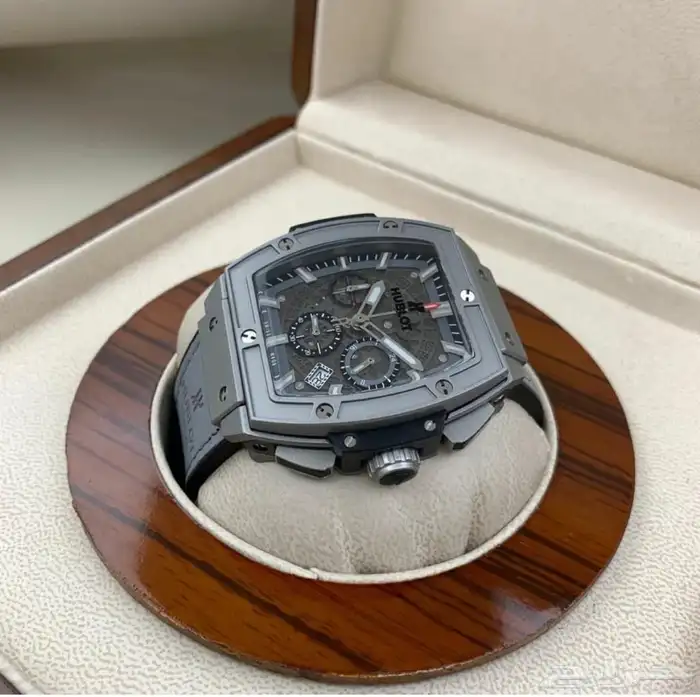 افخم الساعات العالميه 13