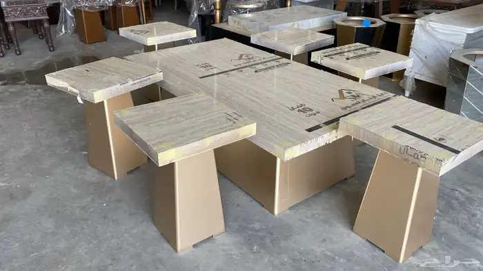 طاولات و ابواب و غرف نوم و مداخل و ديكورات 3