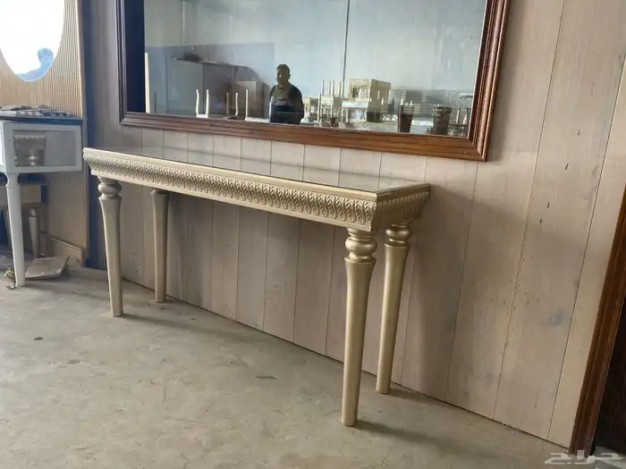 طاولات و ابواب و غرف نوم و مداخل و ديكورات 10