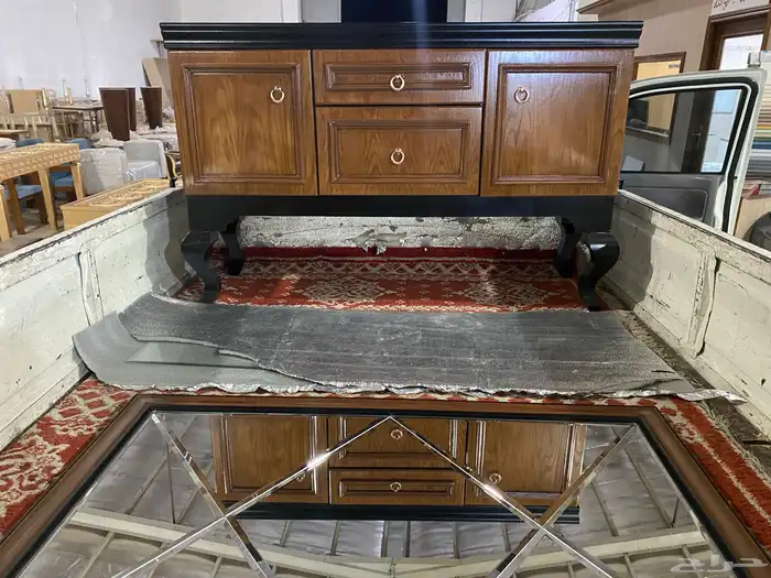 طاولات و ابواب و غرف نوم و مداخل و ديكورات 1