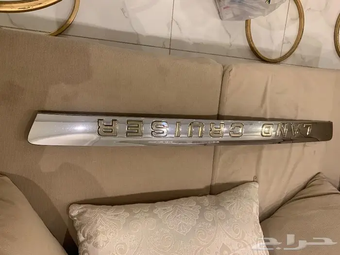 للبيع زيق باب شنطة وكتابات خلفيه اصليه وكالة 6