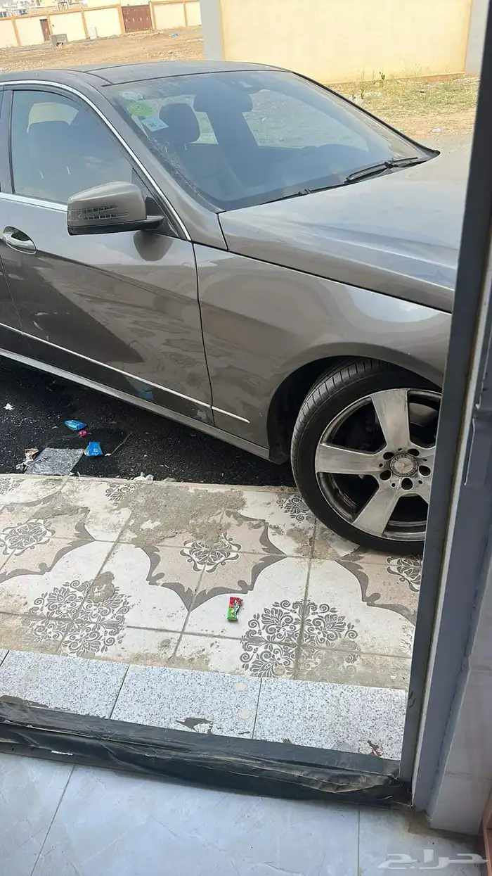 سياره مرسيدس للبيع بسراة عبيدة 0