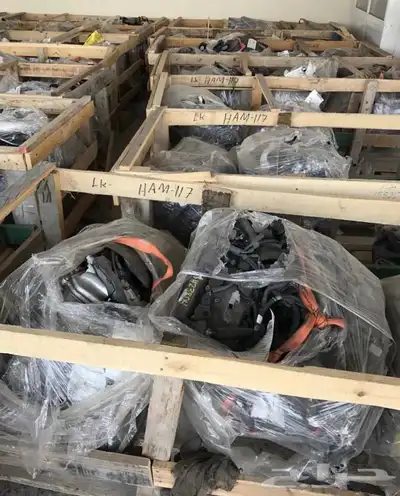 الفواز لبيع جميع انواع المكائن والقيرات 12