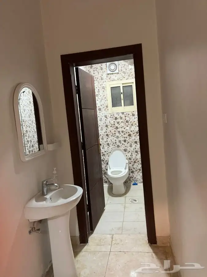 خلف الصخري 4