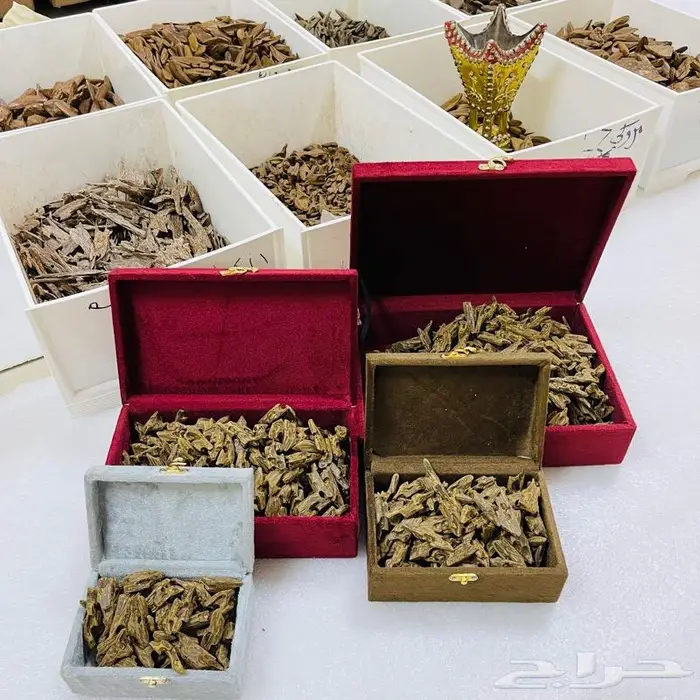 عود بخور فاخر بأسعار الجملة 1