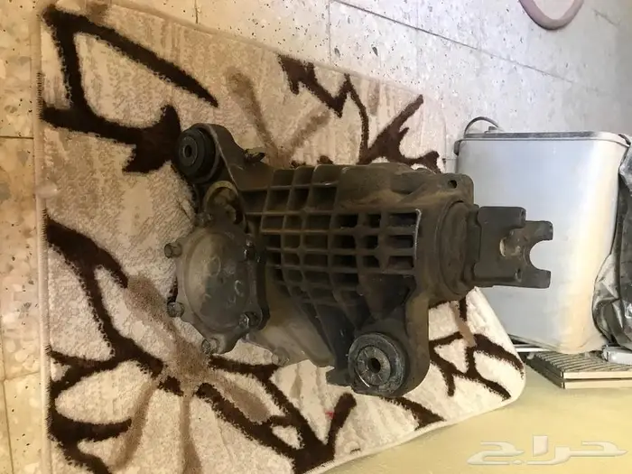يوجد قطع غيار يوكن 2000 الى 2006 1