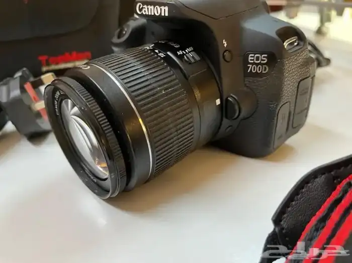كاميرة كانون احترافيه canon 700D 1