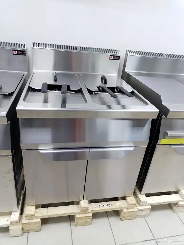 قلاية غاز دبل 4 سلات مع طاولة 1