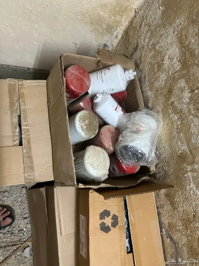 فلتر فلاتر زيت وهواء وديزل للمولدات الكهربائيه 4