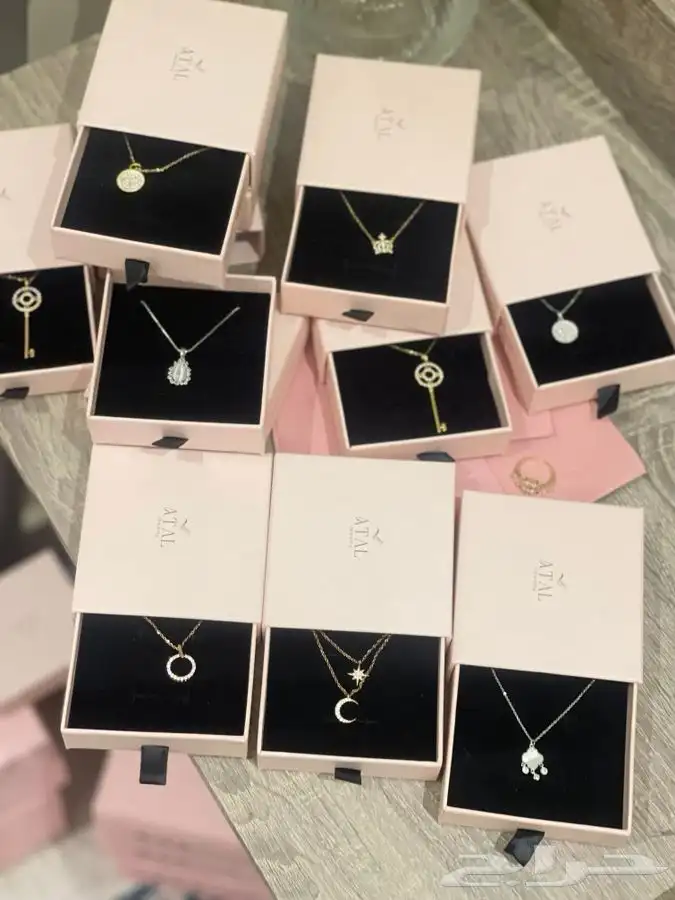اكسسواريز بعلب فخمه هدايا فرصه بسعر مميز 1