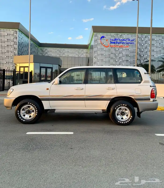 لاندكروزر Gx.r ( وارد عبداللطيف) 0