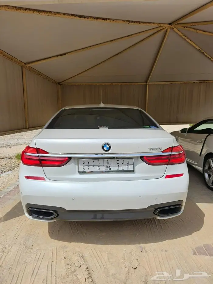 بي ام دبليو الفئة السابعة سبورت - BMW 750i M Sport 30