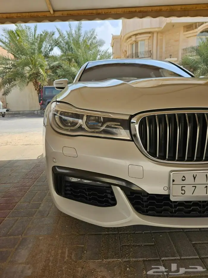بي ام دبليو الفئة السابعة سبورت - BMW 750i M Sport 37