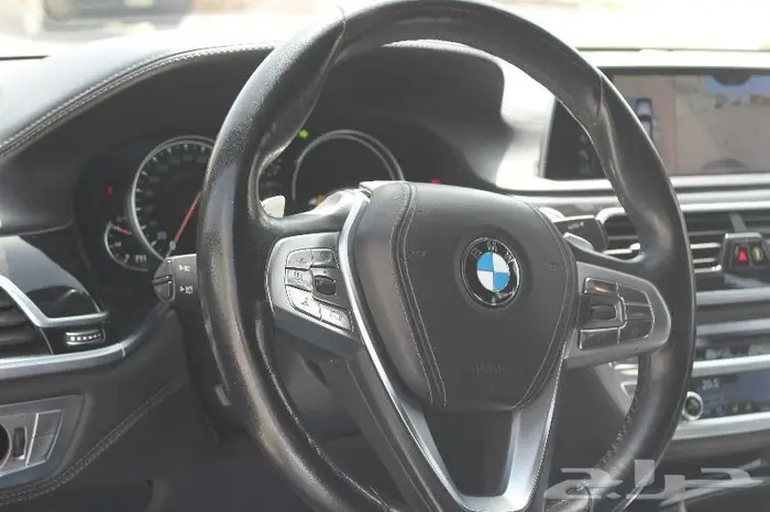 بي ام دبليو الفئة السابعة سبورت - BMW 750i M Sport 14