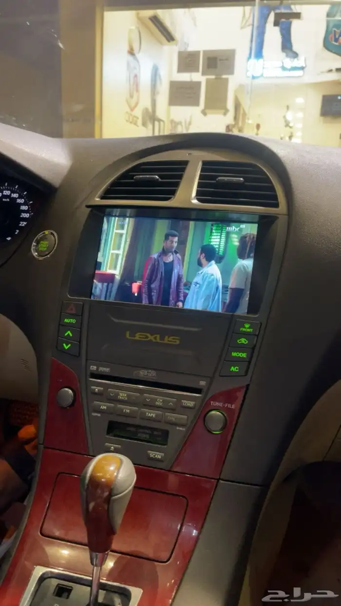 شاشة لكزس es350 0