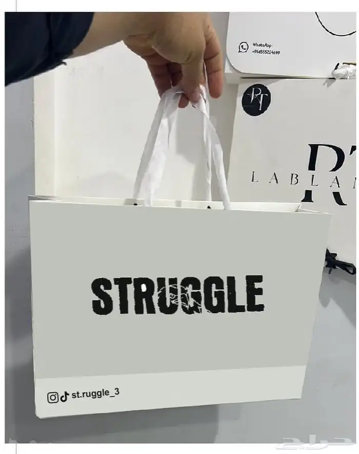 تنفيذ كافت آنواع المطبوعات بوكساات عبايات اكياس ليبل قماش 0