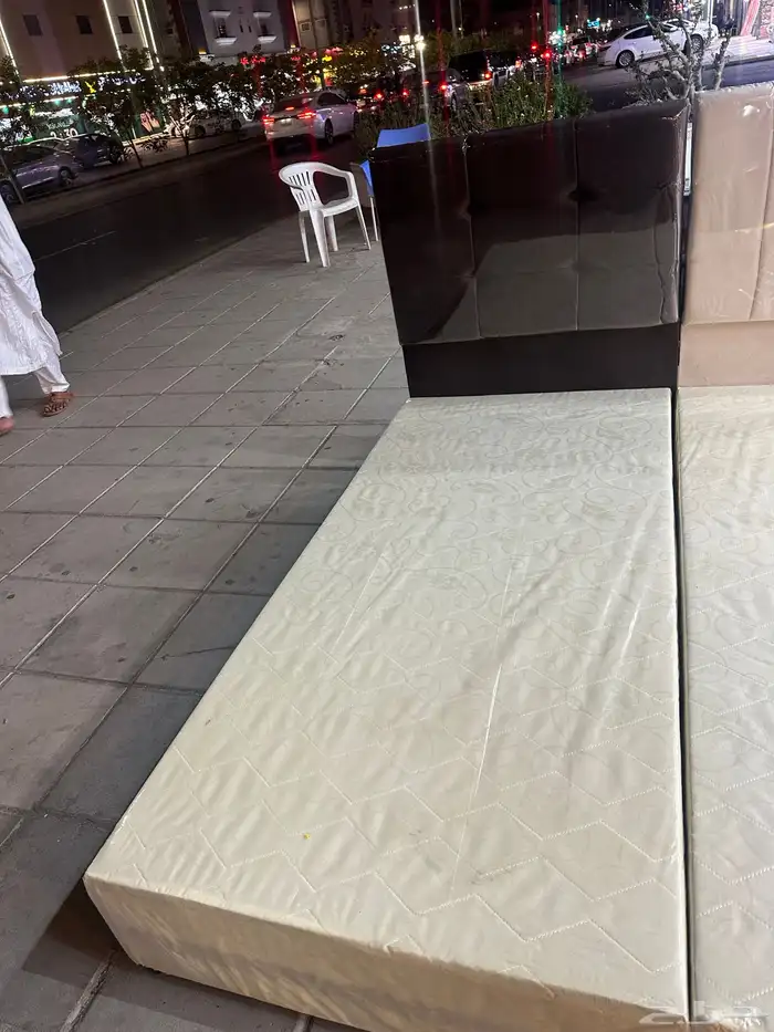 BED Mattress Wardrobe table are available 5
