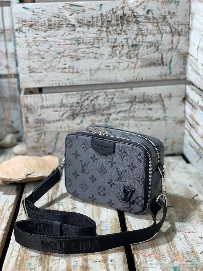 شنط مميزة بجودة عالية 46