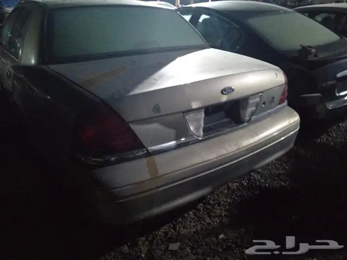 مصدوم تشليح قطع غيار فقط فورد 1