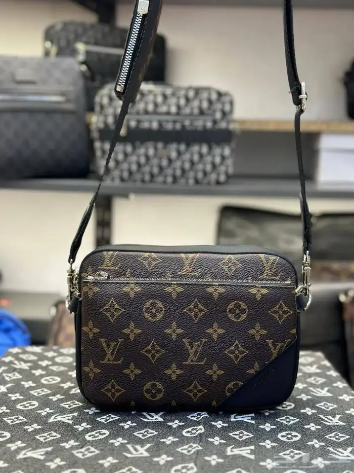 شنط مميزة بجودة عالية 56