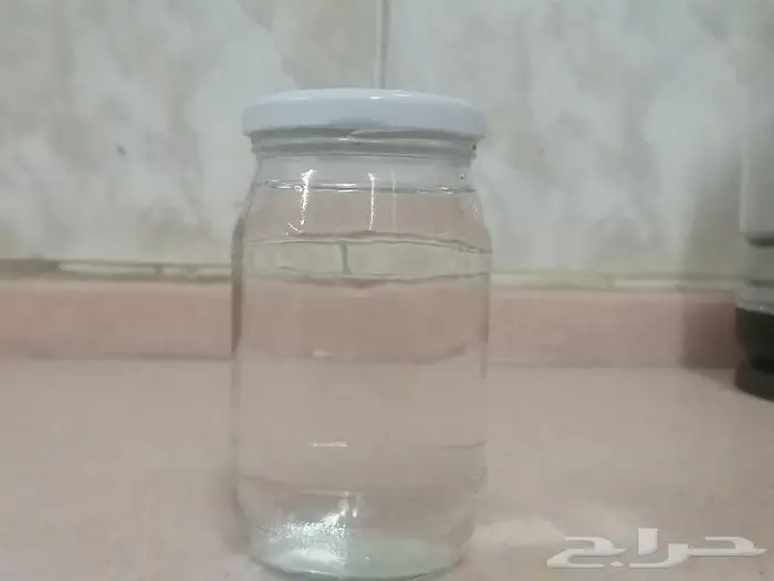 علب عسل وصلصات زجاج مع غطاء ابيض طبي 1