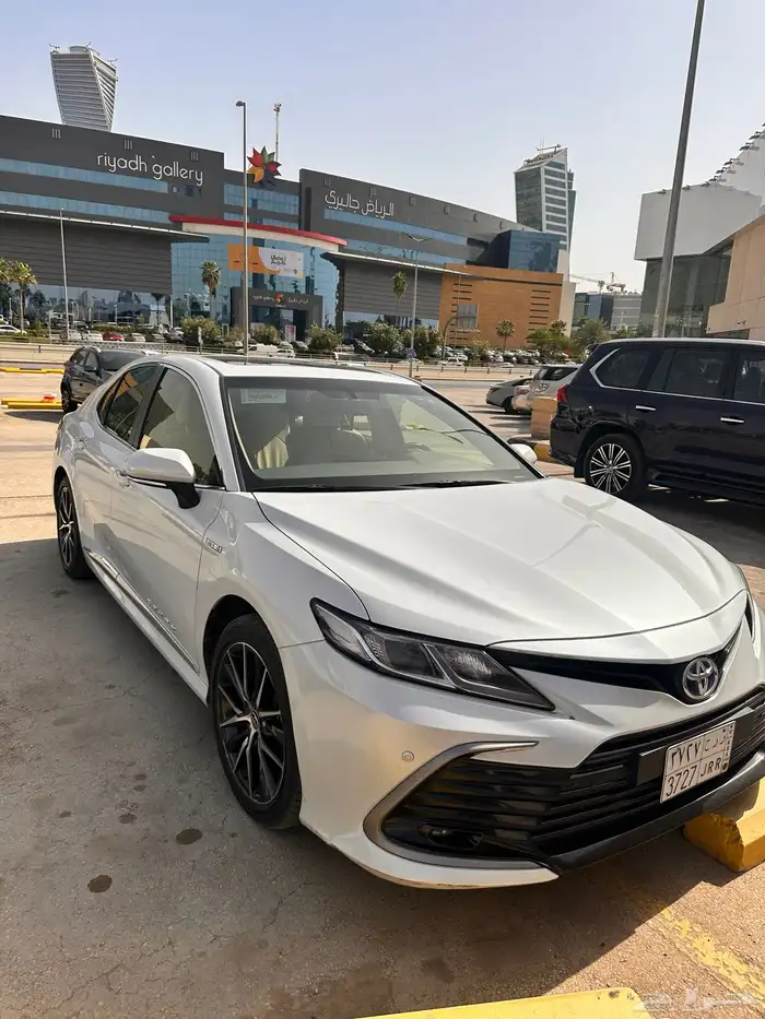 كامري فل هايبرد 2023 تم البيع 0