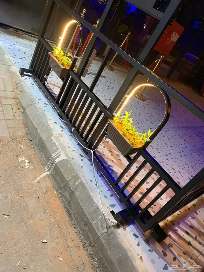 تسوير جلسات خارجيه للمقاهي 7
