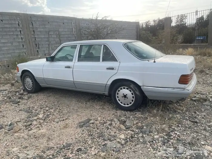 مورسيدس 560 0