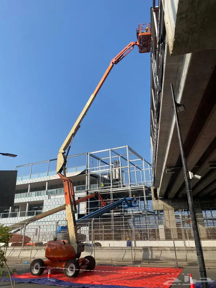 رافعات للايجار 12