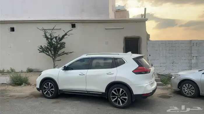 نيسان اكس تريل 2019 فل كامل 0