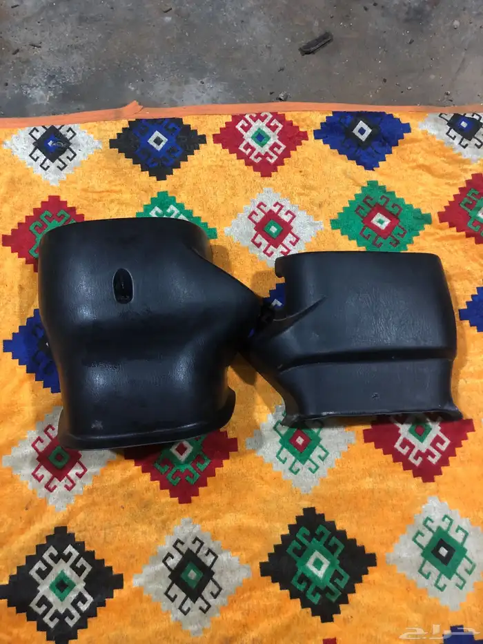 قطع تويوتا هايلوكس من(98 2005) ديكورات داخليه لون احمر 8