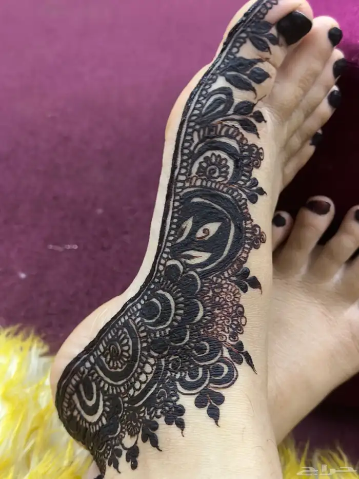 قرب العيد..تحني وانتي في البيت بدون زحمة الصالون 3