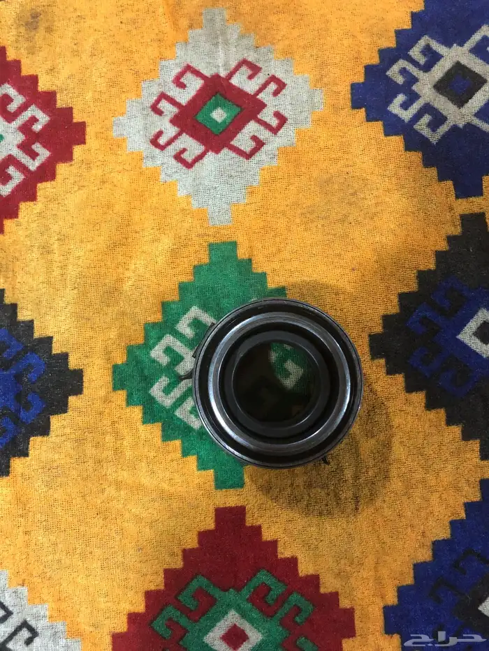 قطع تويوتا هايلوكس من(98 2005) ديكورات داخليه لون احمر 34