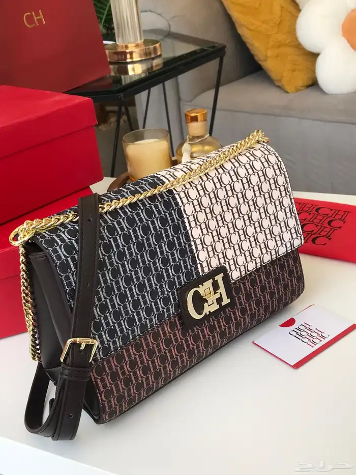 شنط مايكل كورس وكارولينا هريرا 48