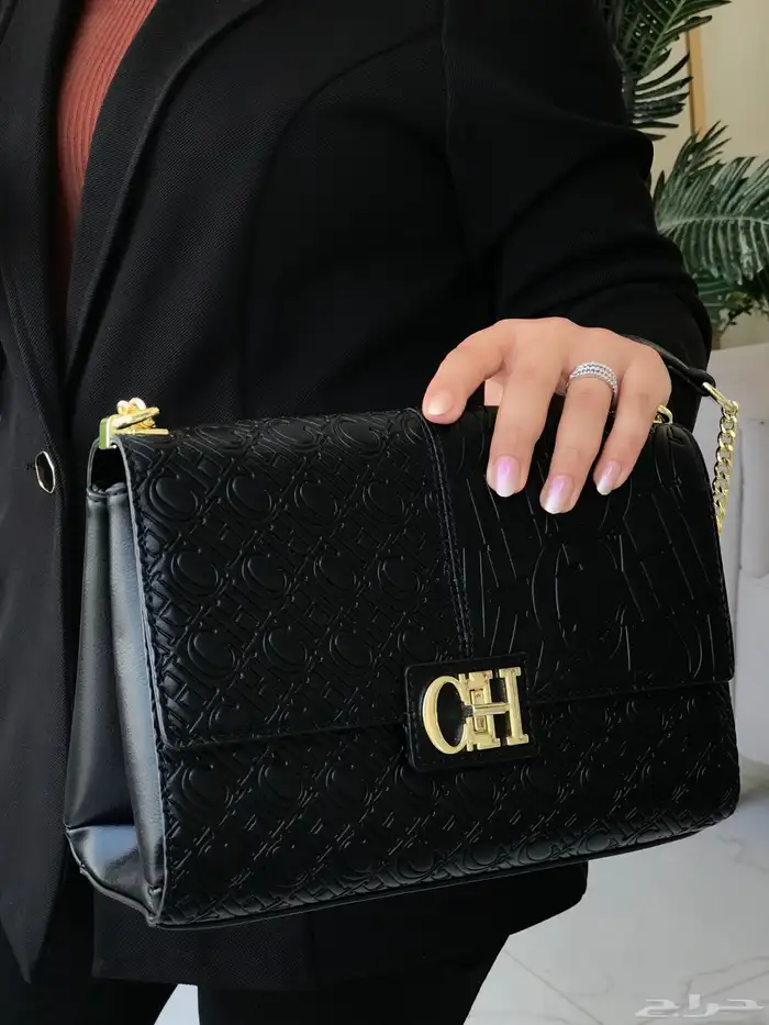 شنط مايكل كورس وكارولينا هريرا 29